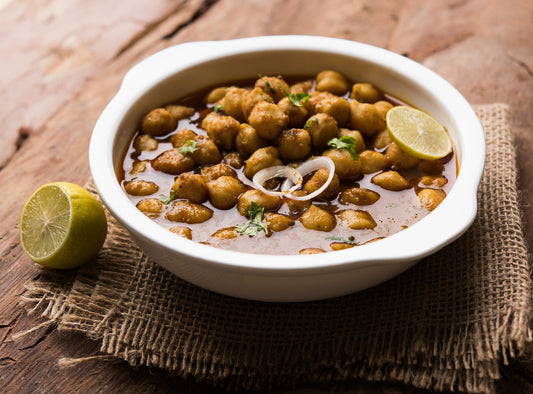 De ultieme Chana Masala maken zoals je favoriete Indiase restaurant die ook serveert.